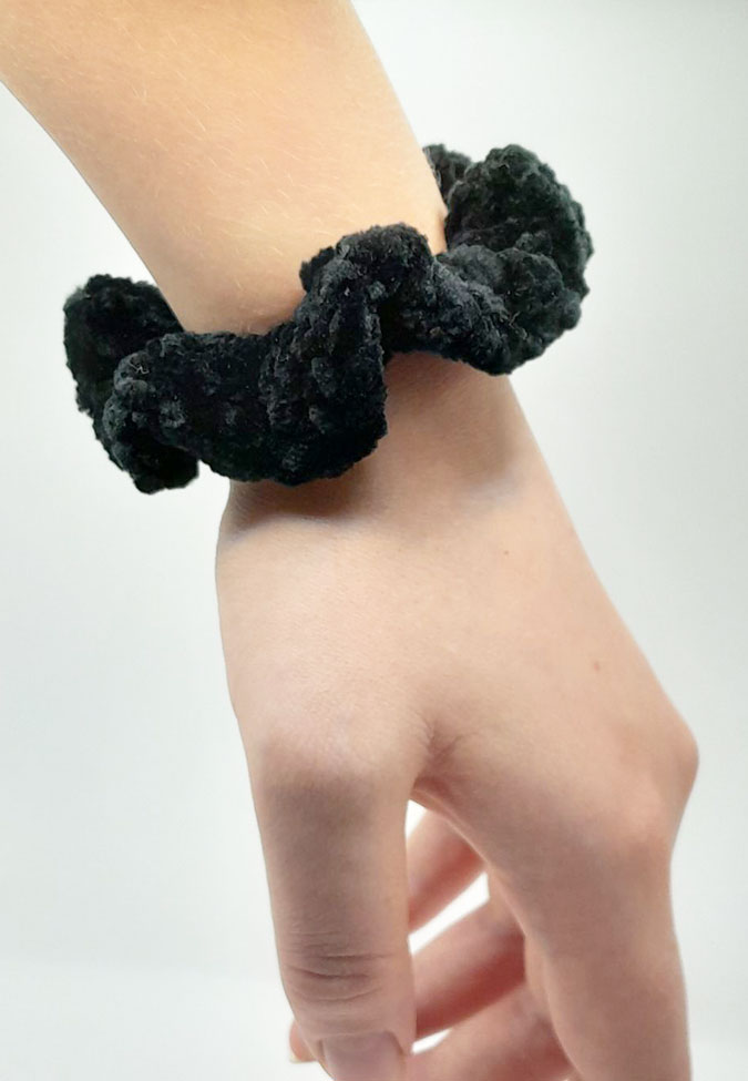 Scrunchie/Hair tie - Image 2
